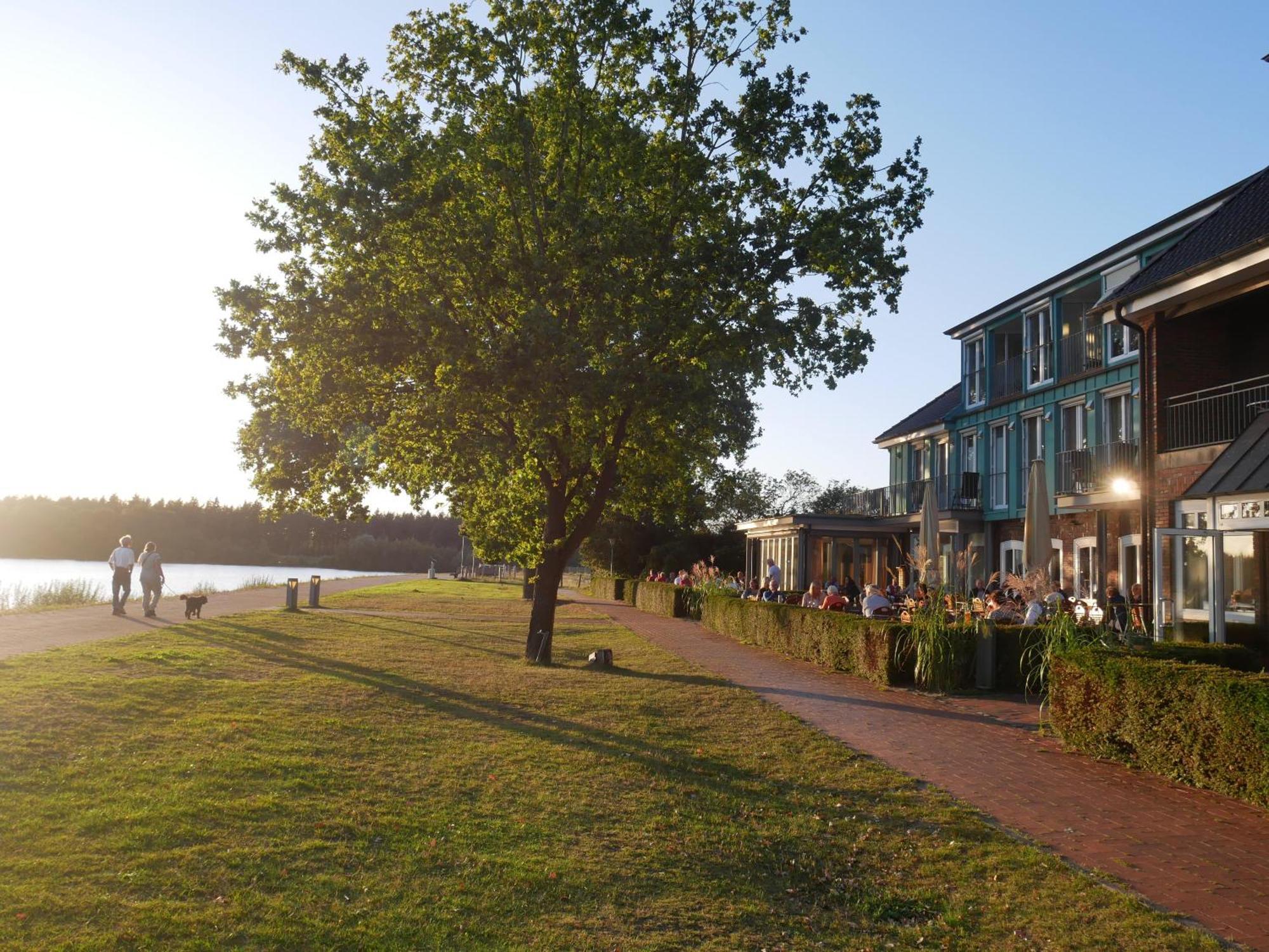 Hotel Seeblick Thuelsfeld Exterior photo